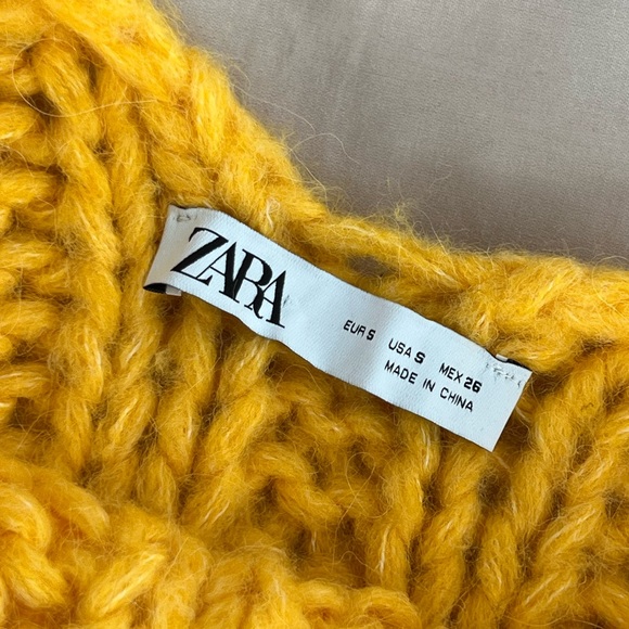 Zara Knit Tank Top - Picture 5 of 5